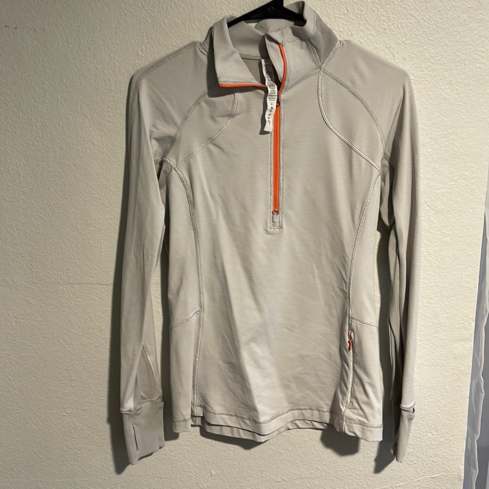 Lululemon Stripe shirt. Size 6.